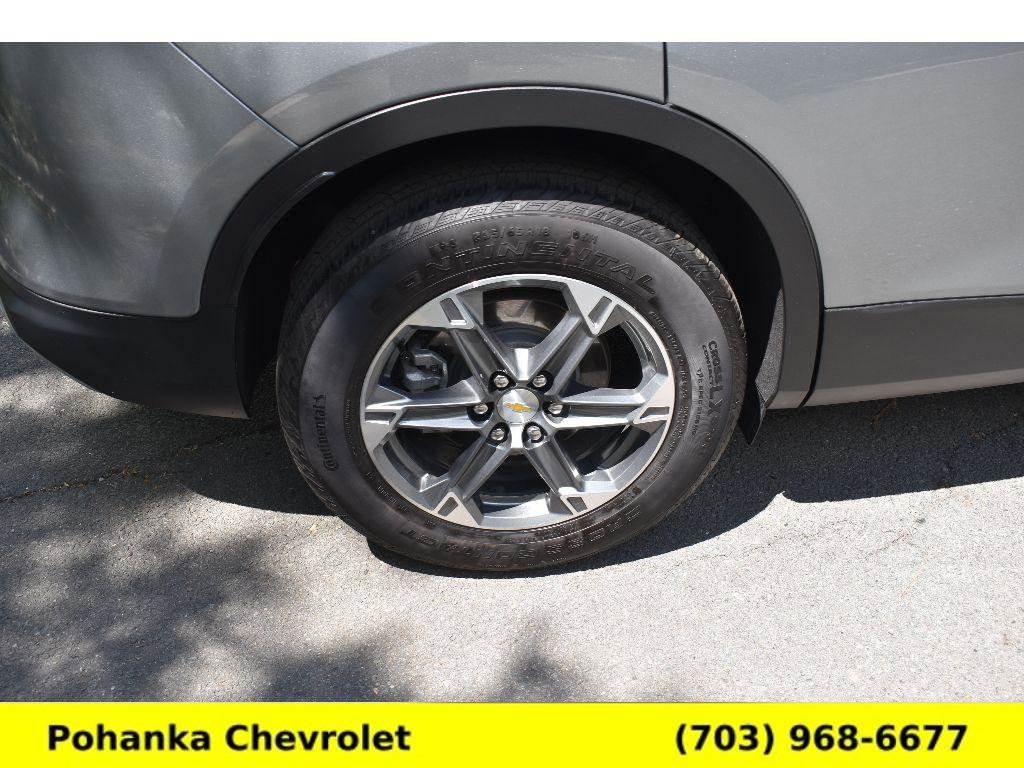 Certified 2025 Chevrolet Blazer LT w/ LPO, Floor Liner Package AWD/4WD image 32