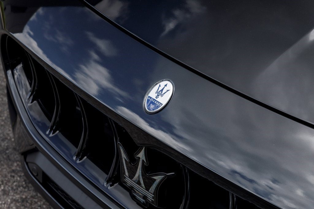 New 2025 Maserati Grecale Modena image 8
