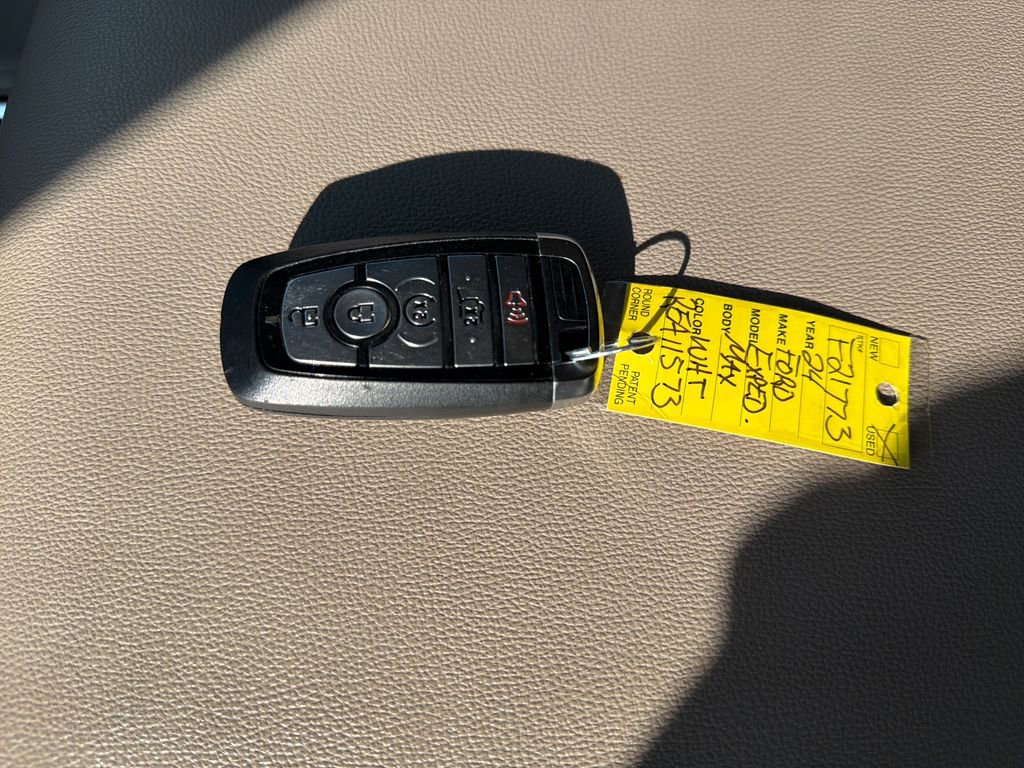 Used 2024 Ford Expedition Max XLT AWD/4WD image 28
