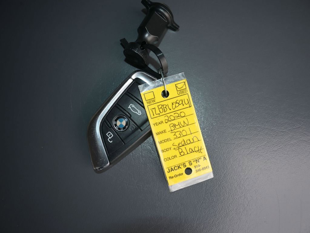 Used 2020 BMW 330i Sedan w/ Premium Package image 22