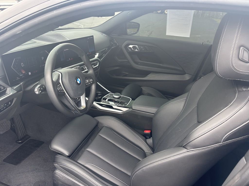 Used 2024 BMW 230i 230i w/ Premium Package image 11