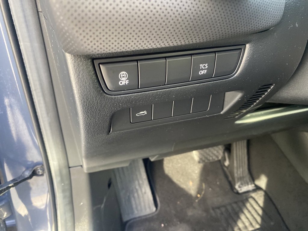 Certified 2025 MAZDA CX-50 AWD 2.5 S w/ Premium Package image 18