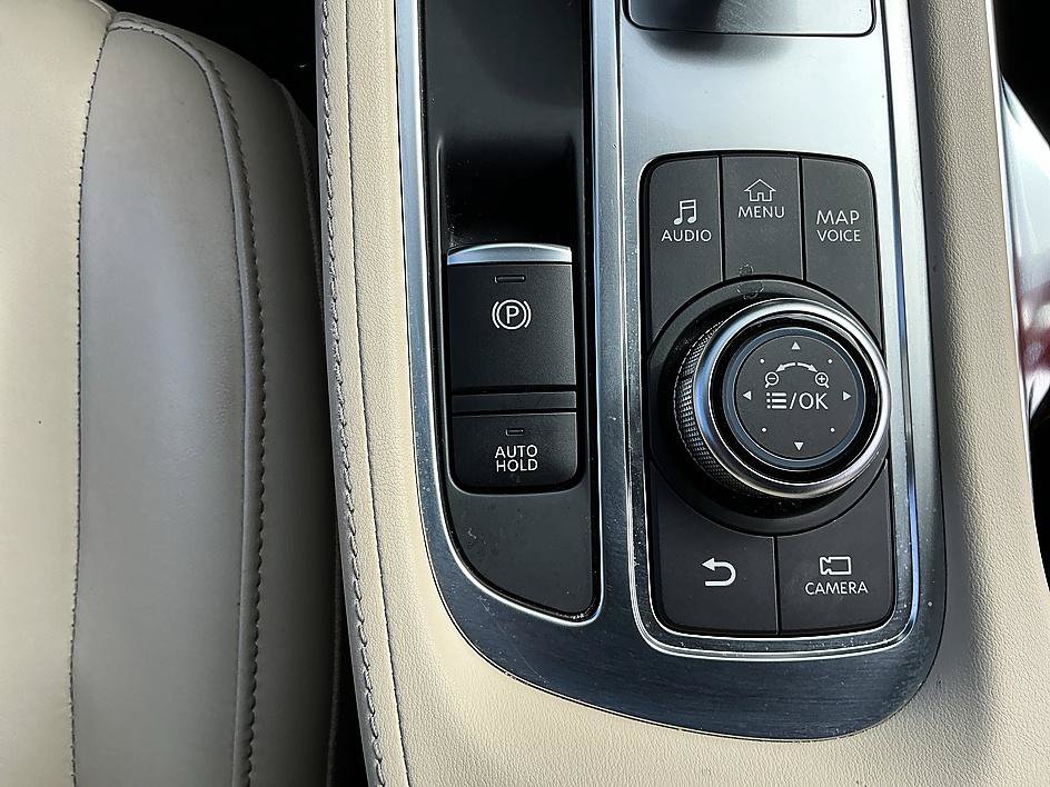 Used 2025 INFINITI QX60 Luxe FWD image 21