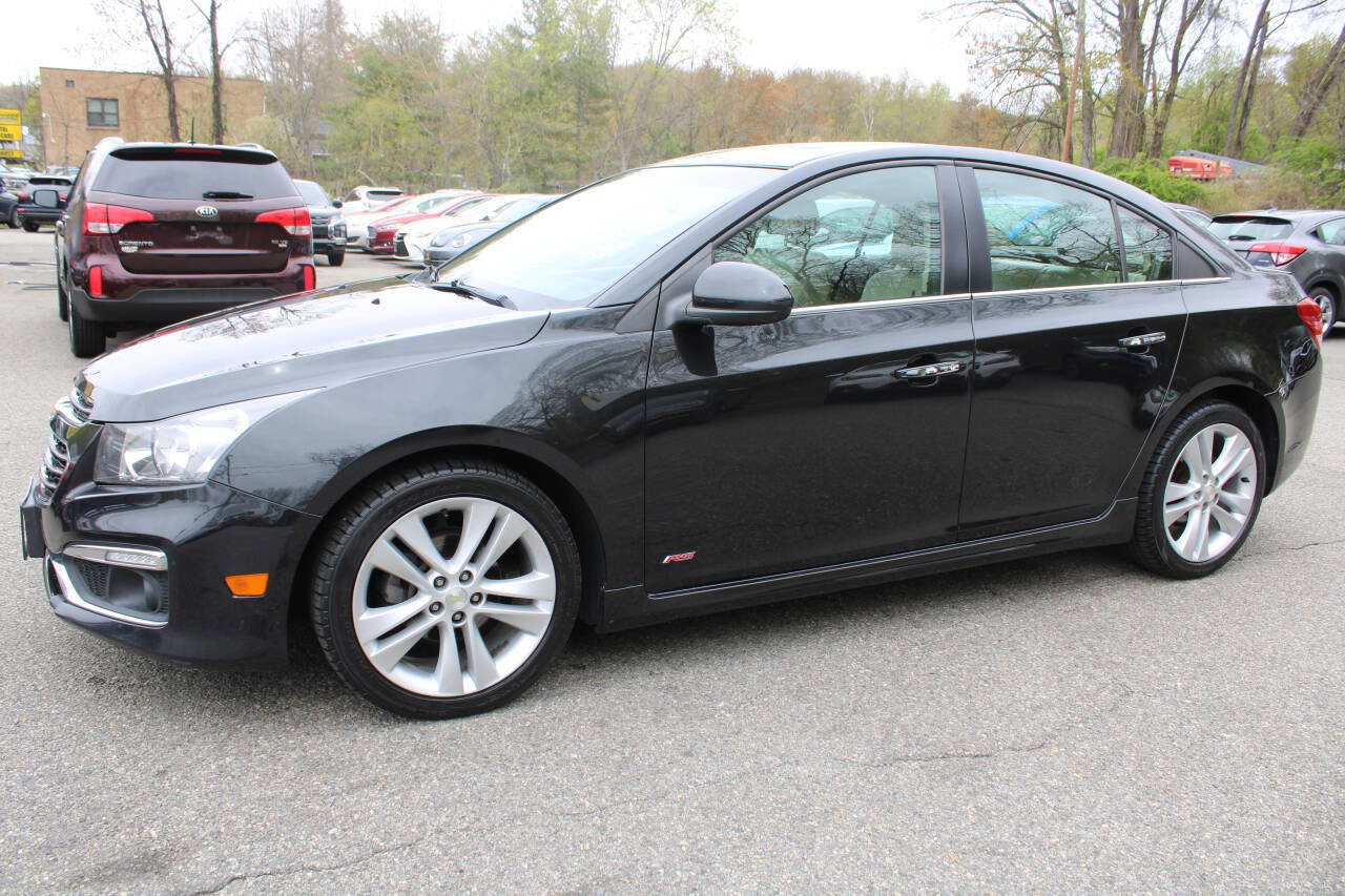 Used 2015 Chevrolet Cruze LTZ w/ Sun, Sound and Sport Package FWD image 13