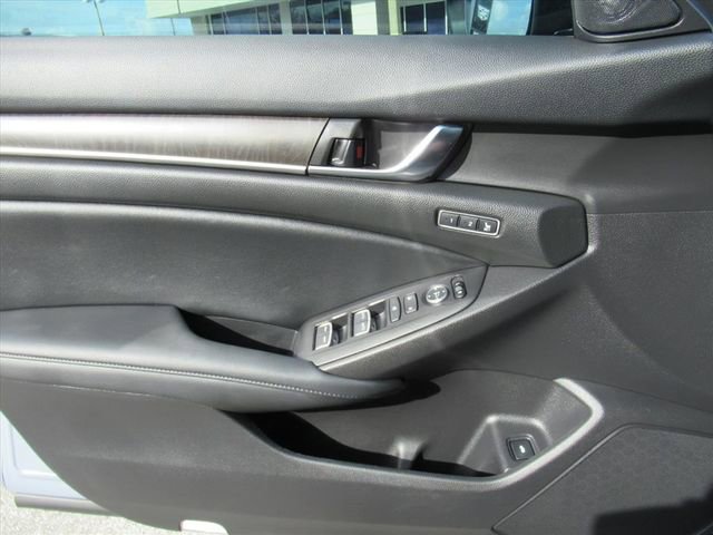 Used 2021 Honda Accord Touring image 20