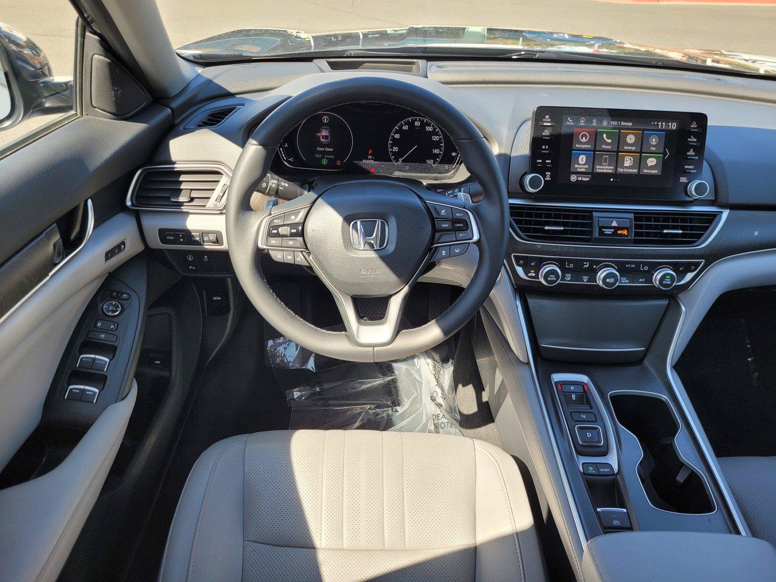 Used 2019 Honda Accord Touring image 18