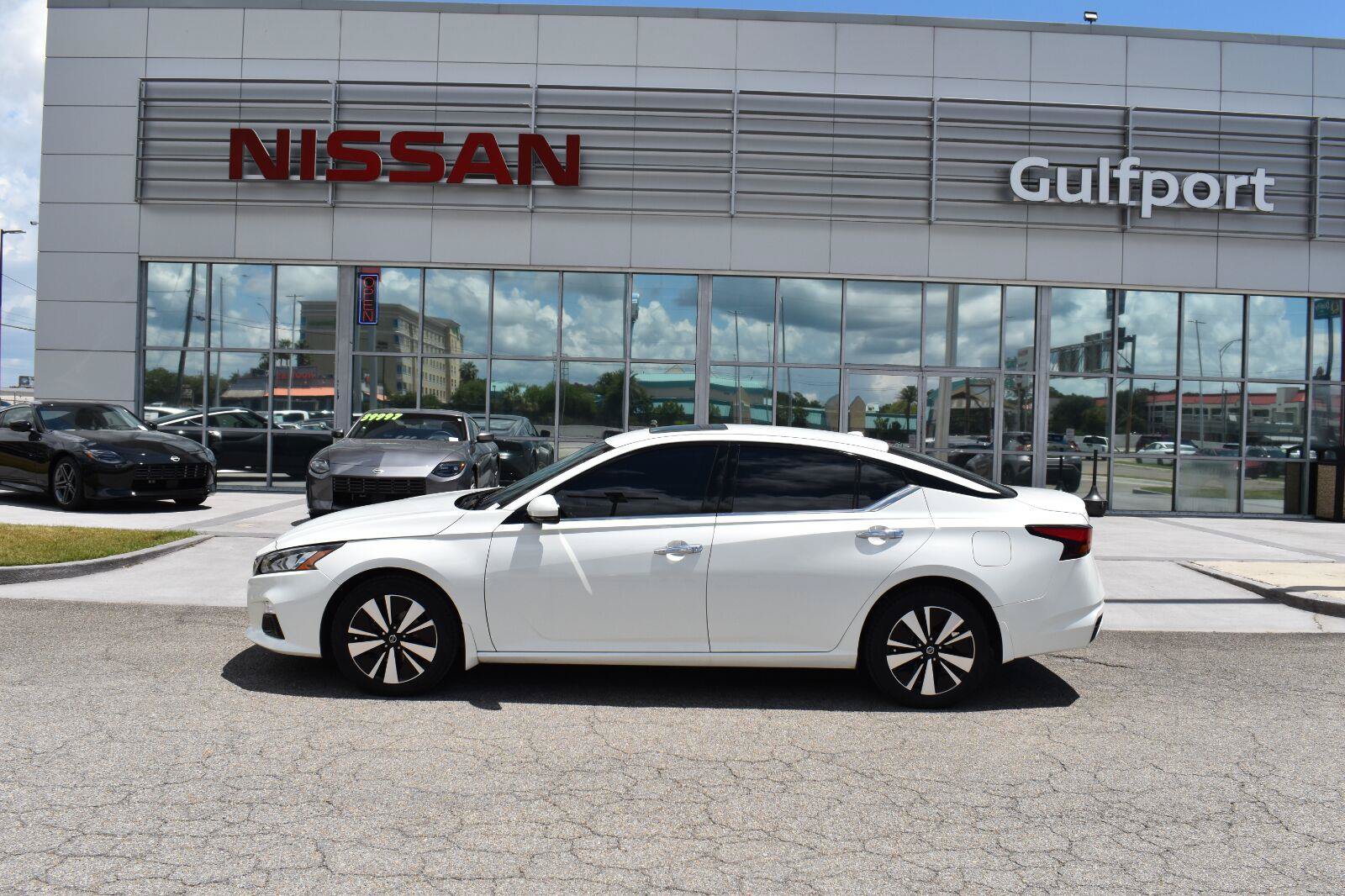 Used 2022 Nissan Altima 2.5 SL AWD/4WD image 3