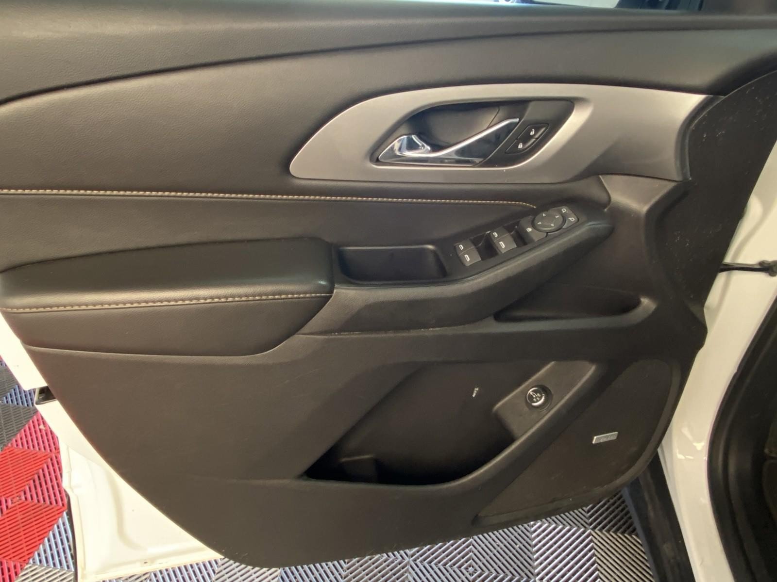 Used 2018 Chevrolet Traverse LT AWD/4WD image 21