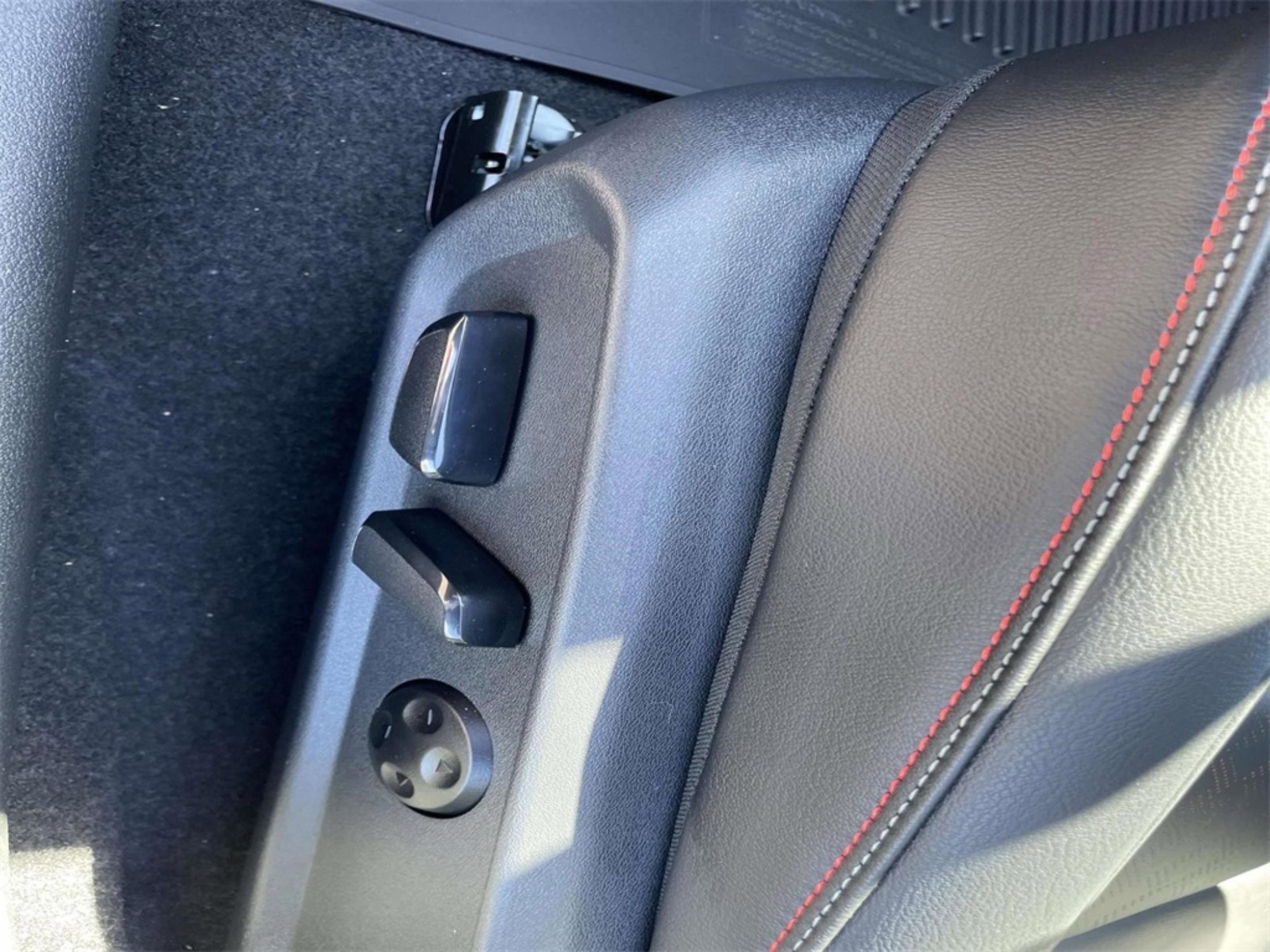 New 2026 Nissan Sentra SR image 23