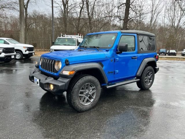 Used 2025 Jeep Wrangler Sport S image 2
