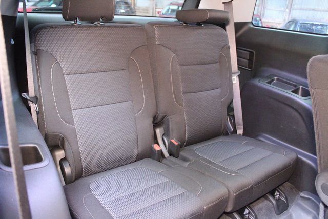 Used 2023 GMC Acadia SLE w/ LPO, Floor Liner Package AWD/4WD image 15