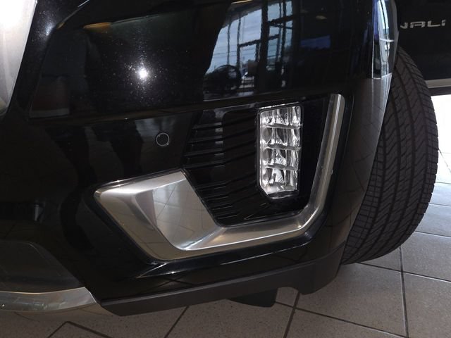 Used 2022 GMC Yukon XL Denali AWD/4WD image 26
