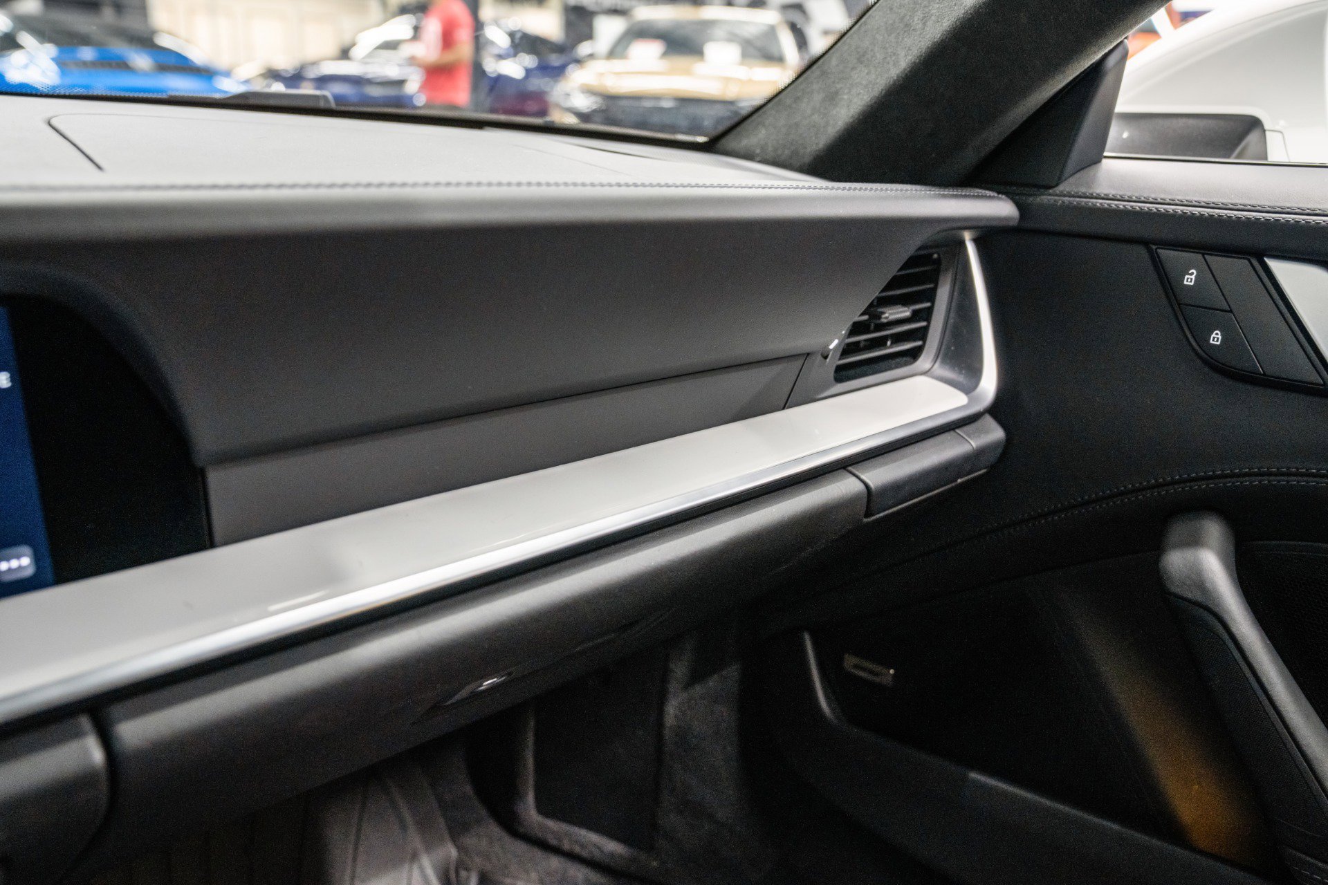 Used 2022 Porsche 911 Turbo S image 28