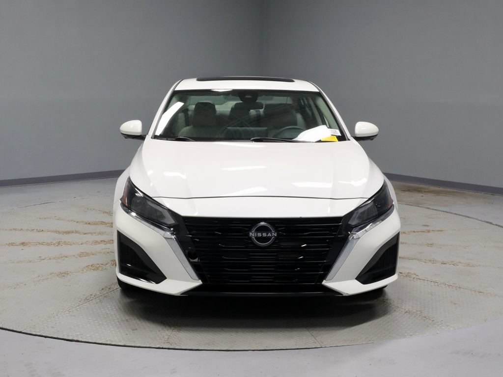 Certified 2024 Nissan Altima 2.5 SL AWD/4WD image 12