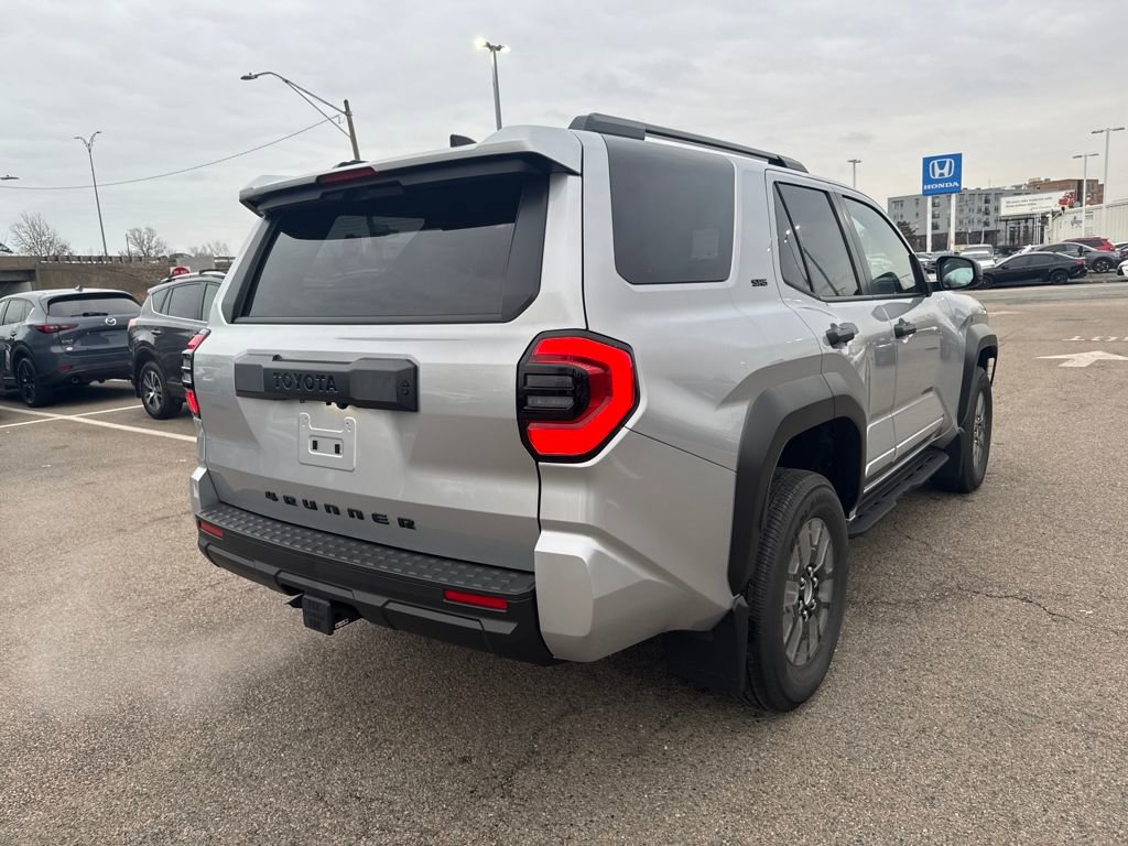 New 2025 Toyota 4Runner SR5 image 7