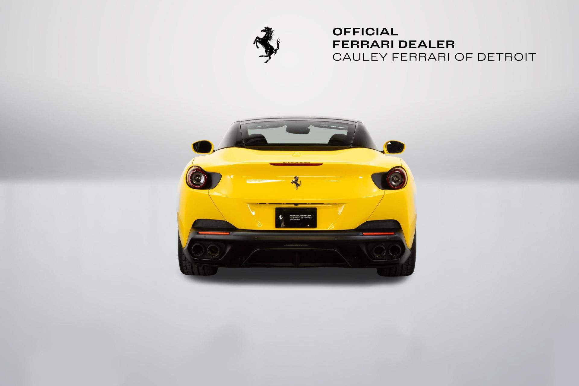 Certified 2020 Ferrari Portofino RWD image 15
