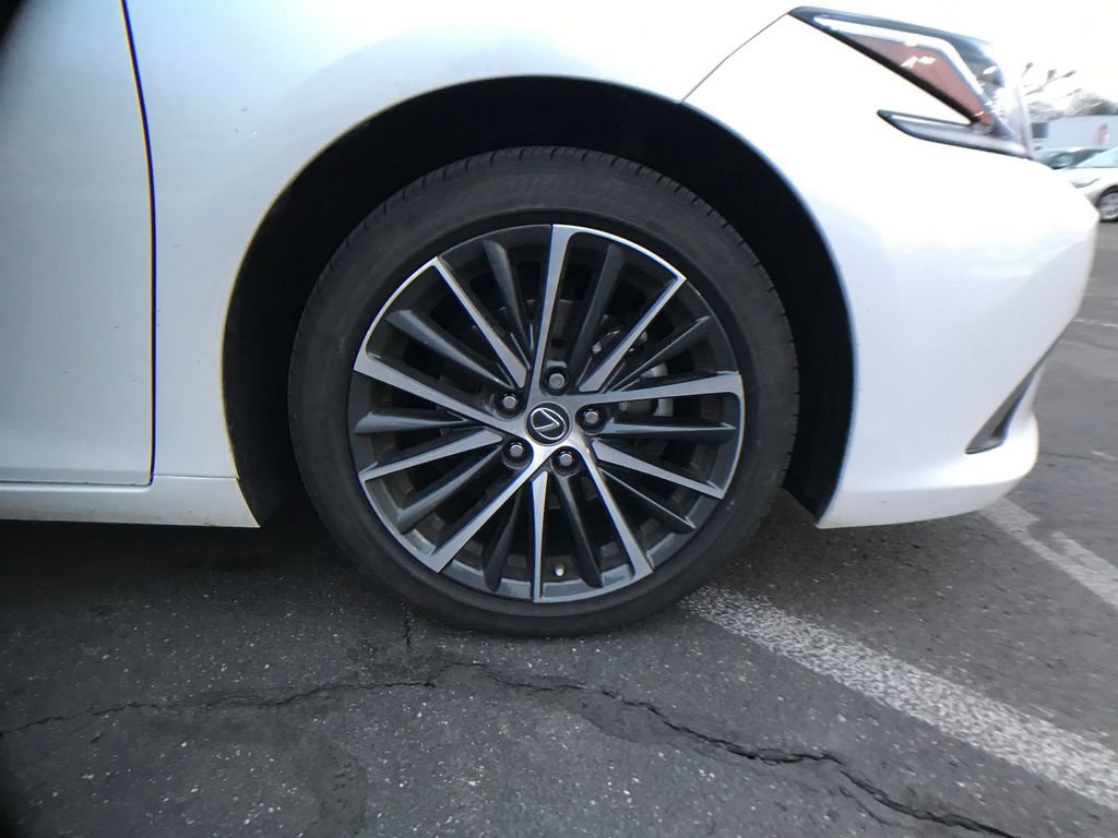 Used 2023 Lexus ES 350 w/ Premium Package image 5