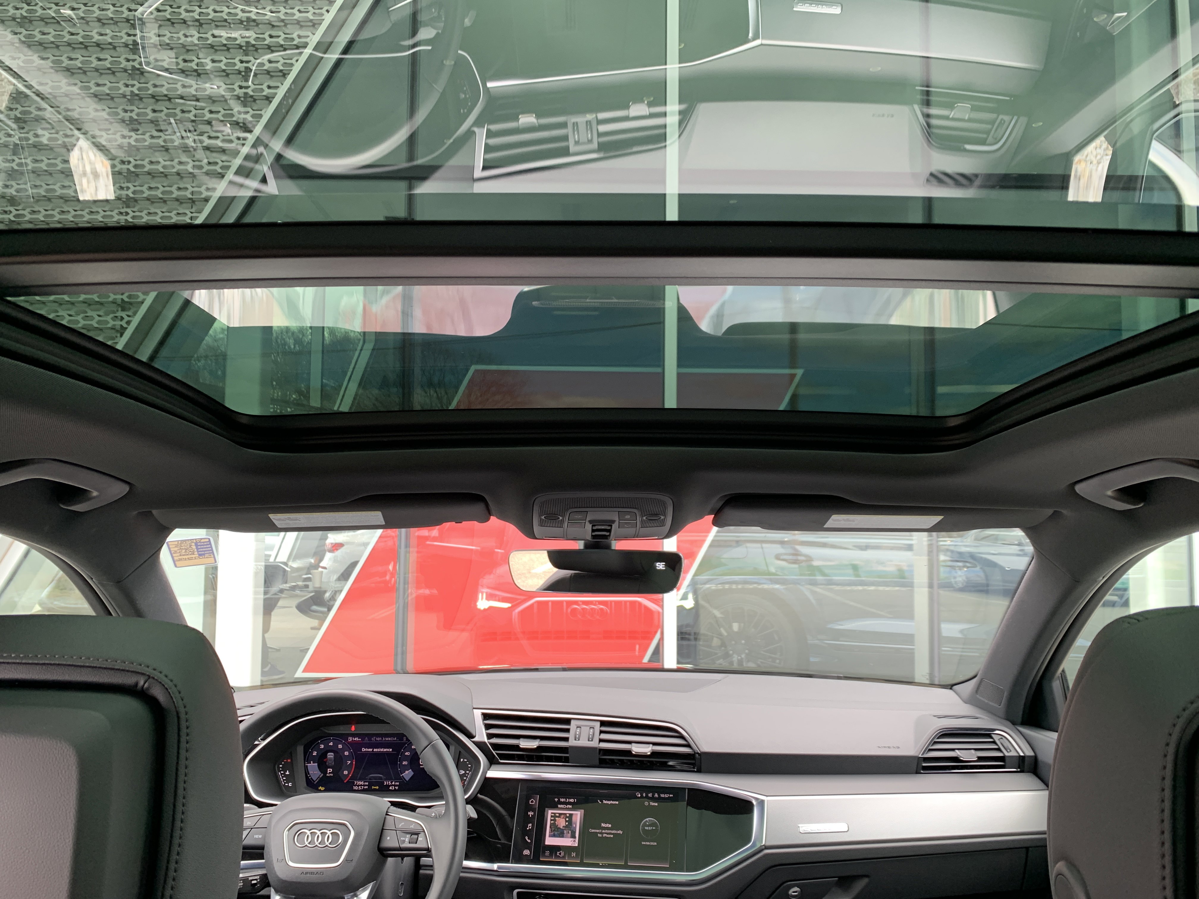 Used 2025 Audi Q3 2.0T Premium w/ Convenience Package image 11