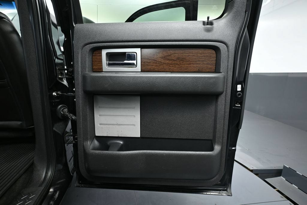 Used 2013 Ford F150 Lariat w/ Lariat Chrome Pkg AWD/4WD image 33