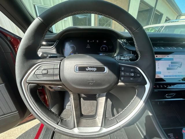 Used 2026 Jeep Grand Cherokee L 4WD image 27