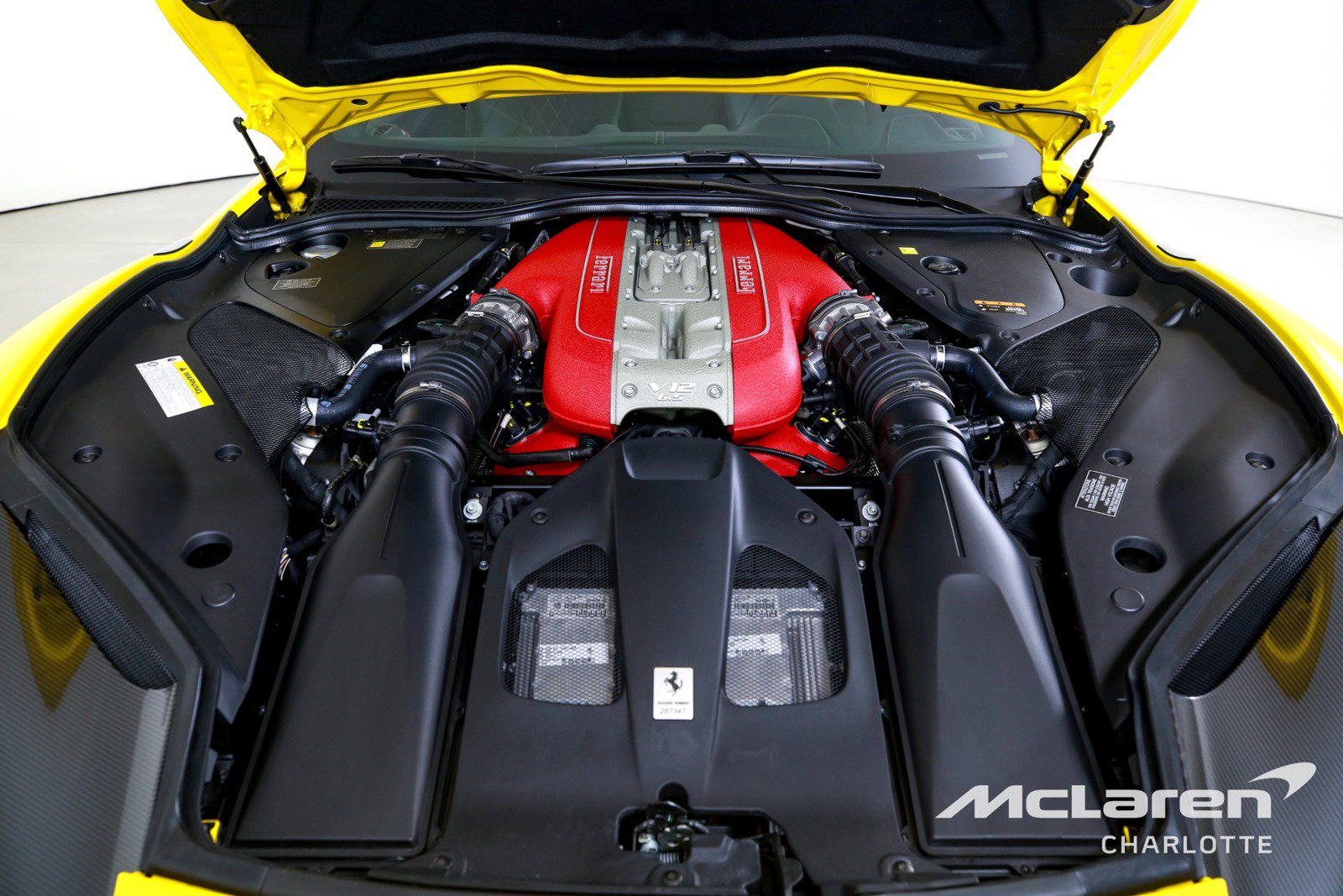 Used 2023 Ferrari 812 GTS RWD image 27
