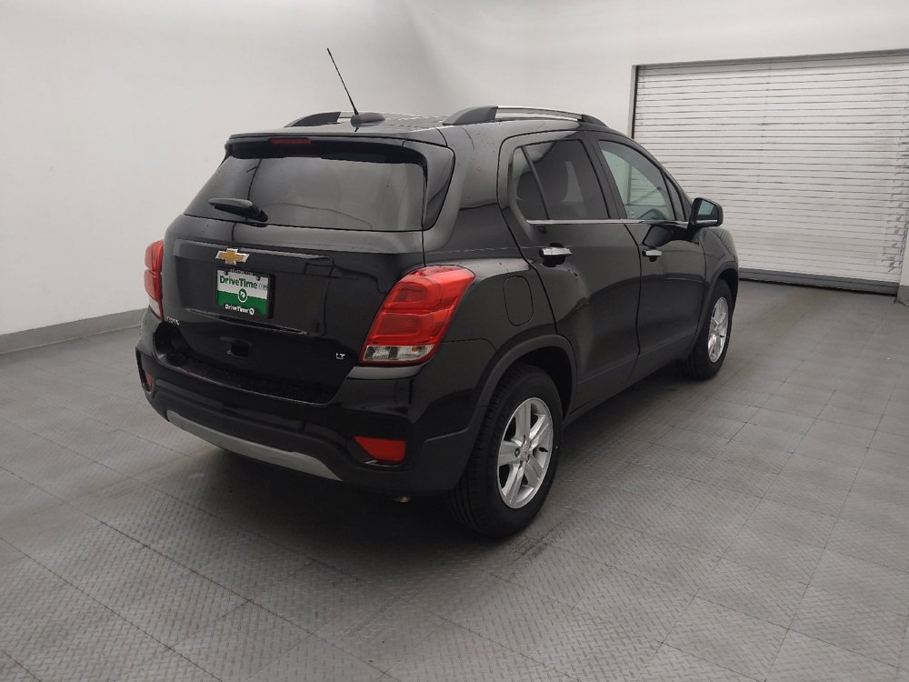Used 2020 Chevrolet Trax LT w/ LT Convenience Package FWD image 9