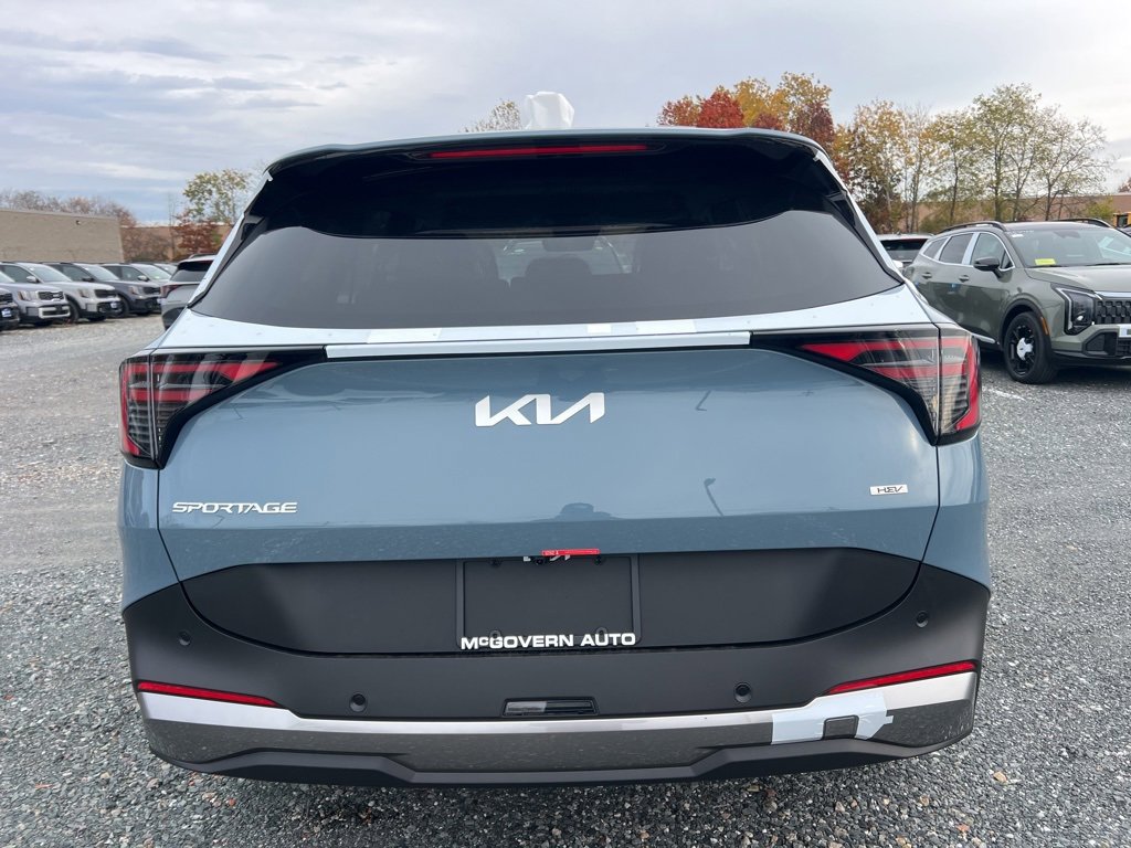New 2026 Kia Sportage S image 3