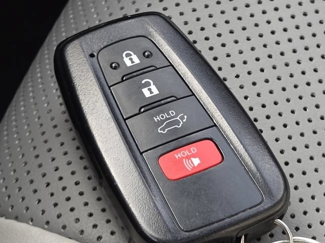 Used 2024 Toyota RAV4 Limited AWD/4WD image 37