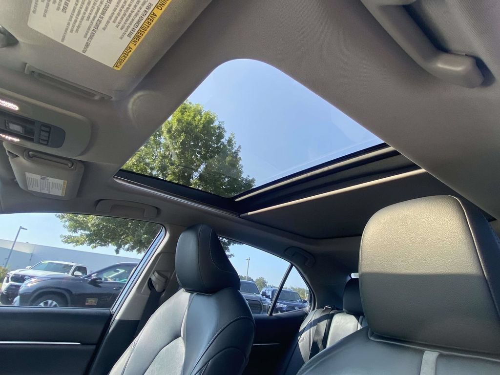 Used 2018 Toyota Camry XSE w/ Audio Package FWD image 16