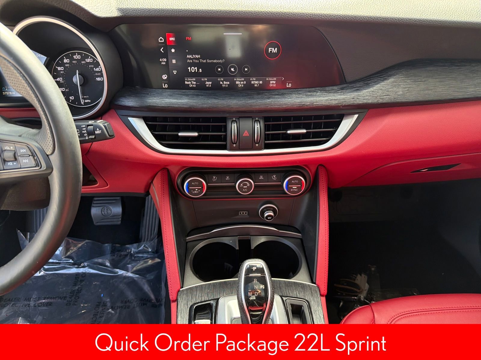 Used 2021 Alfa Romeo Stelvio Sprint w/ Sun & Sound Package image 17