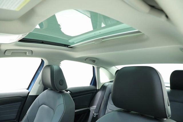 New 2025 Volkswagen Jetta SEL image 32