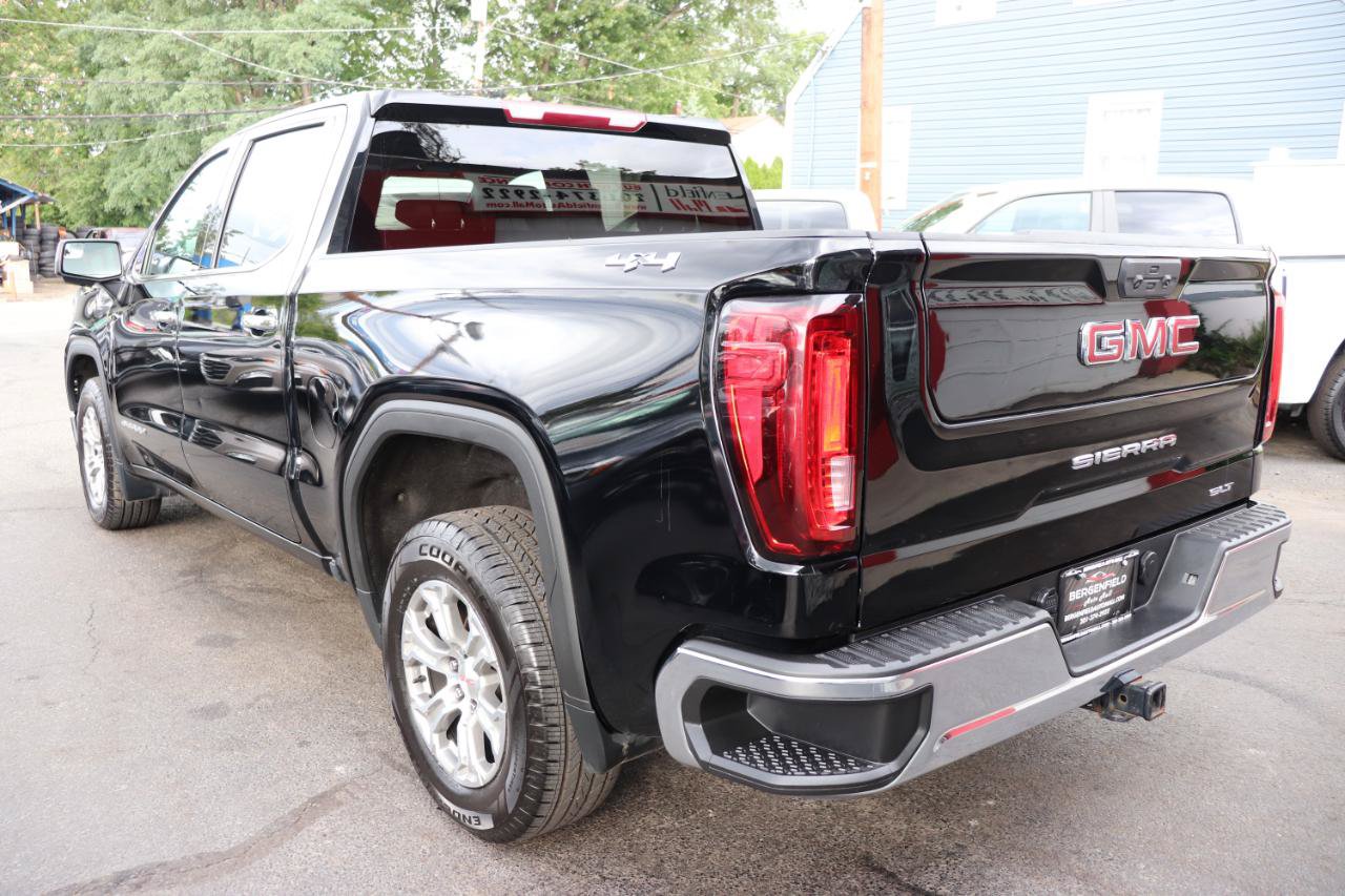 Used 2024 GMC Sierra 1500 SLT AWD/4WD image 3