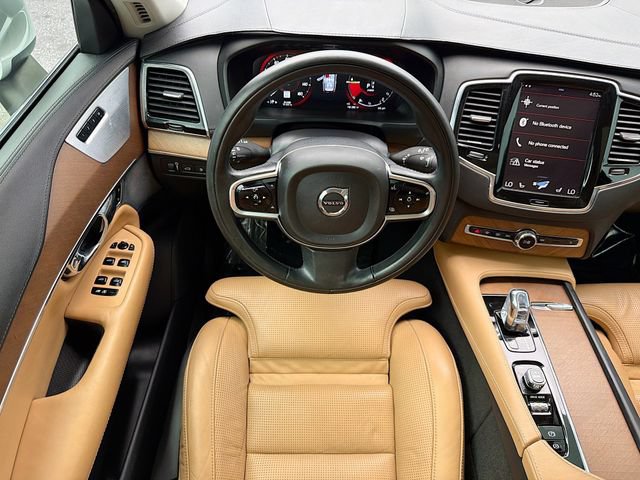 Used 2016 Volvo XC90 T8 Inscription w/ Protection Package Plus AWD/4WD image 18