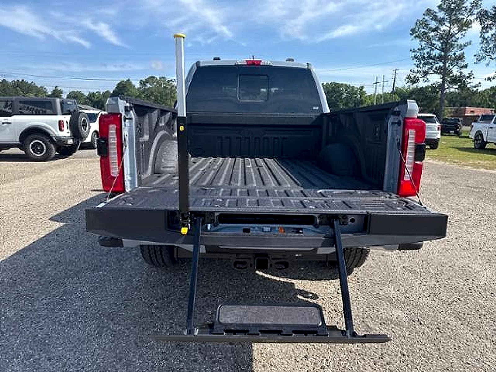 New 2025 Ford F250 Lariat w/ Lariat Ultimate Package AWD/4WD image 7