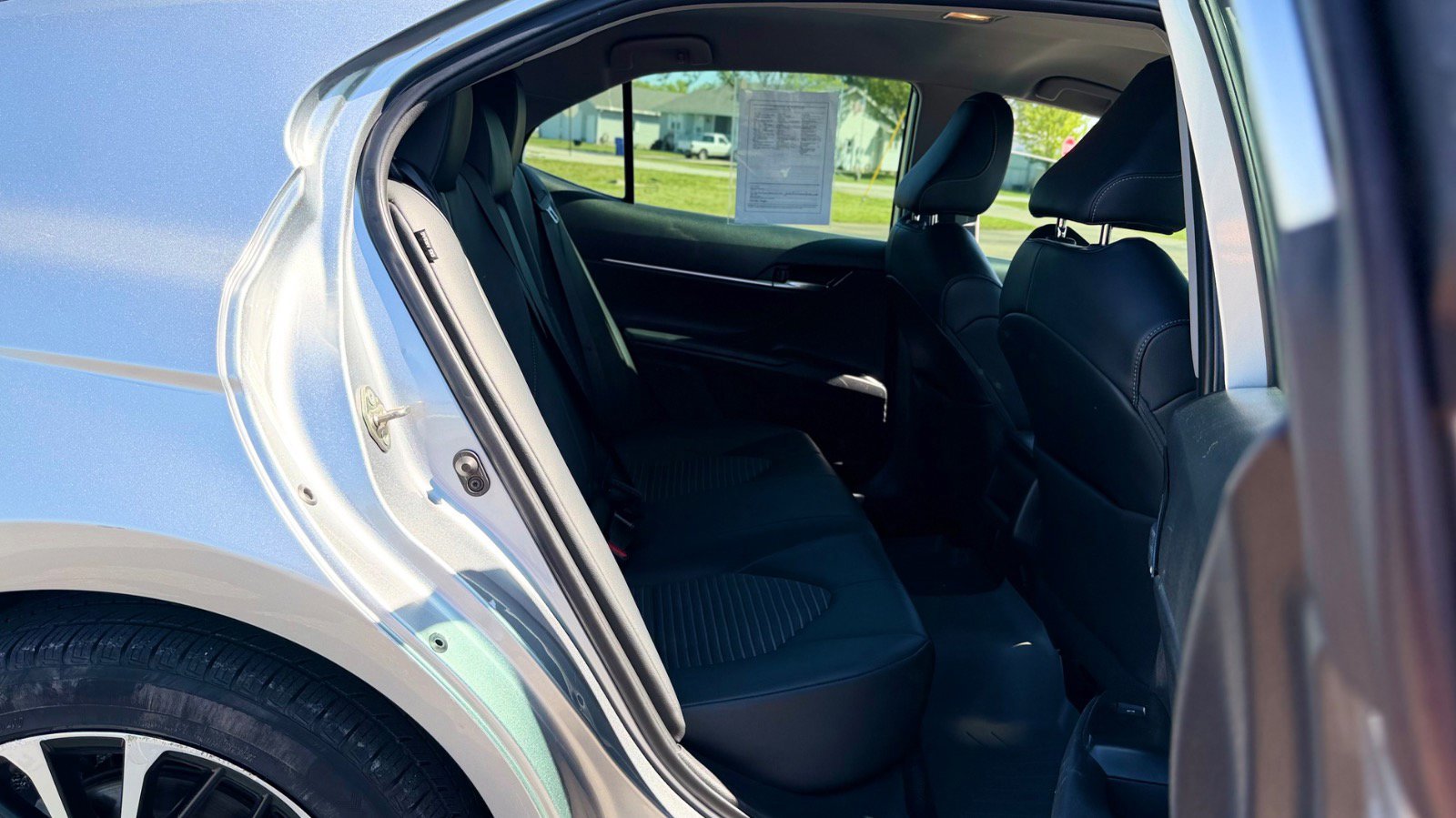 Used 2020 Toyota Camry SE image 22