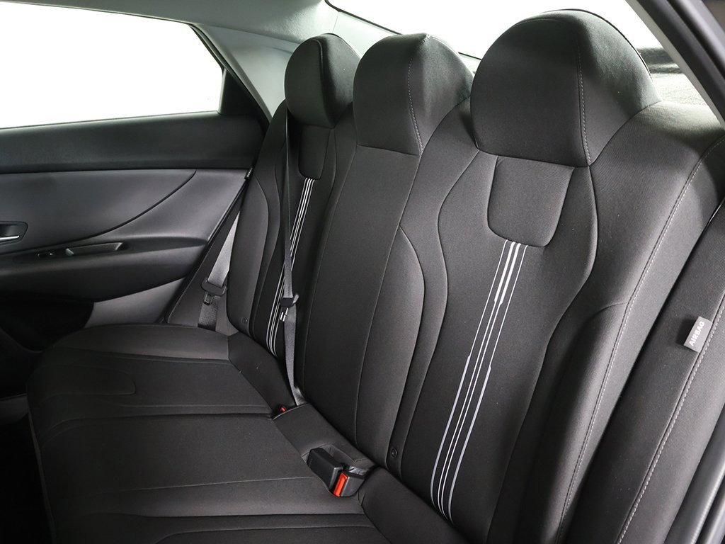 Certified 2024 Hyundai Elantra SEL image 26