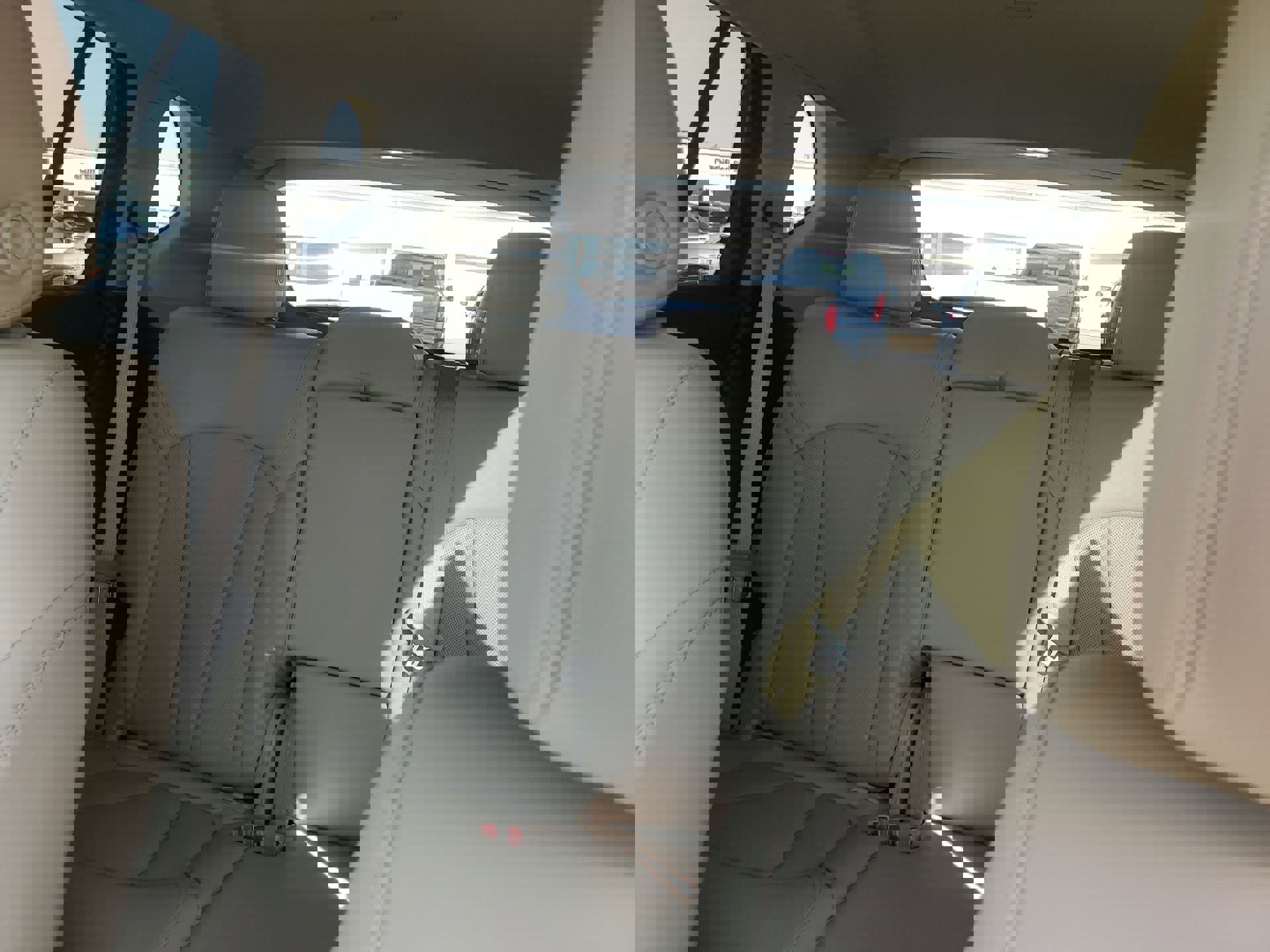 Used 2020 Buick Envision Premium image 28