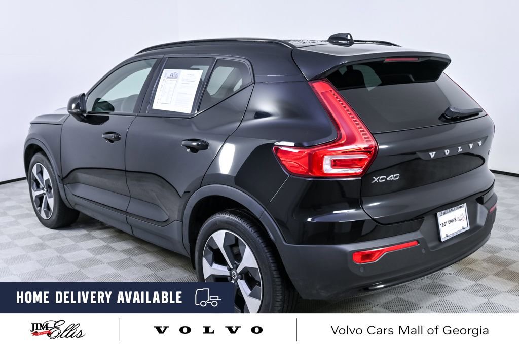 Certified 2023 Volvo XC40 B5 Plus w/ Protection Package Premier image 4