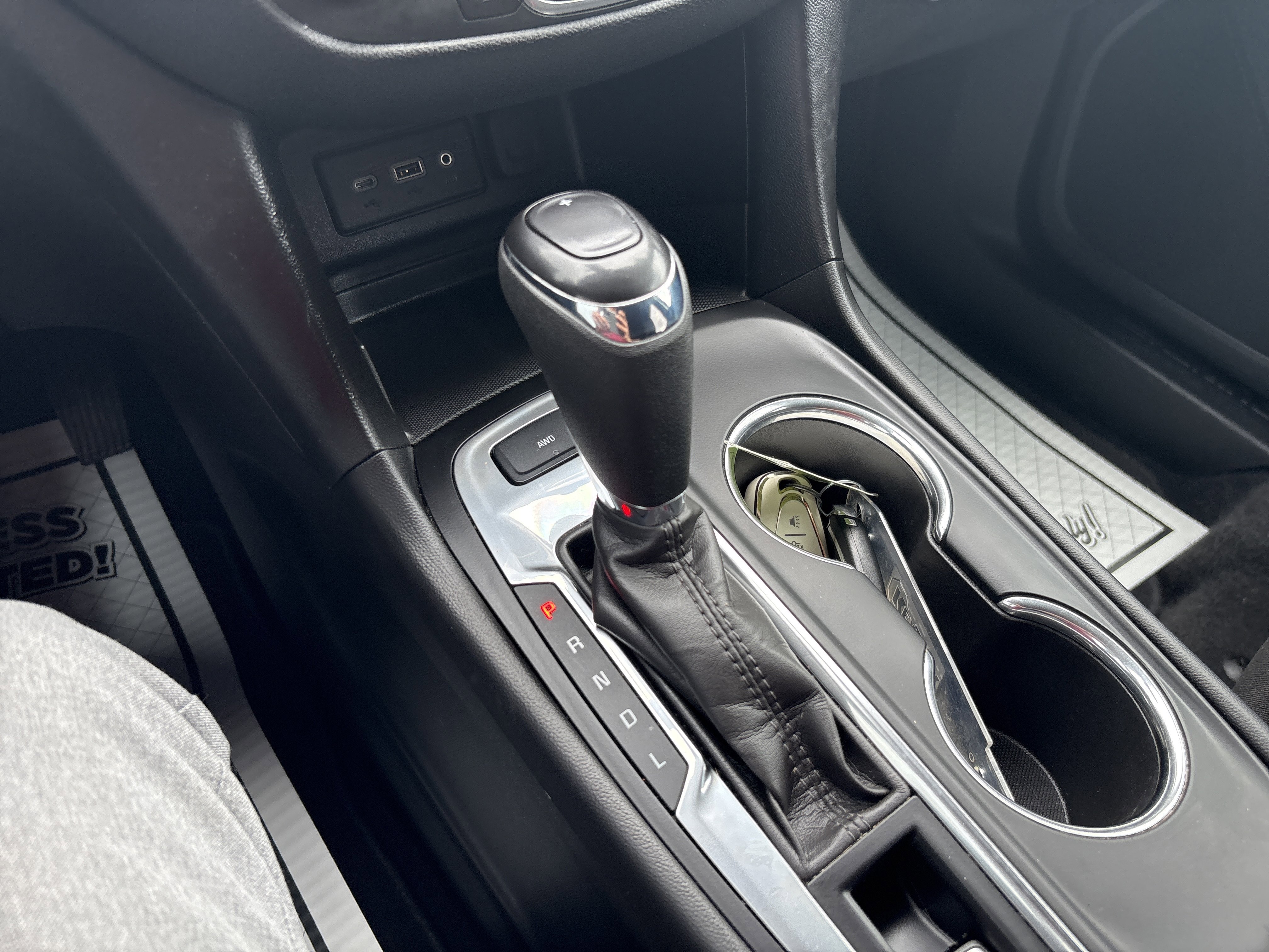 Used 2020 Chevrolet Equinox LT image 29