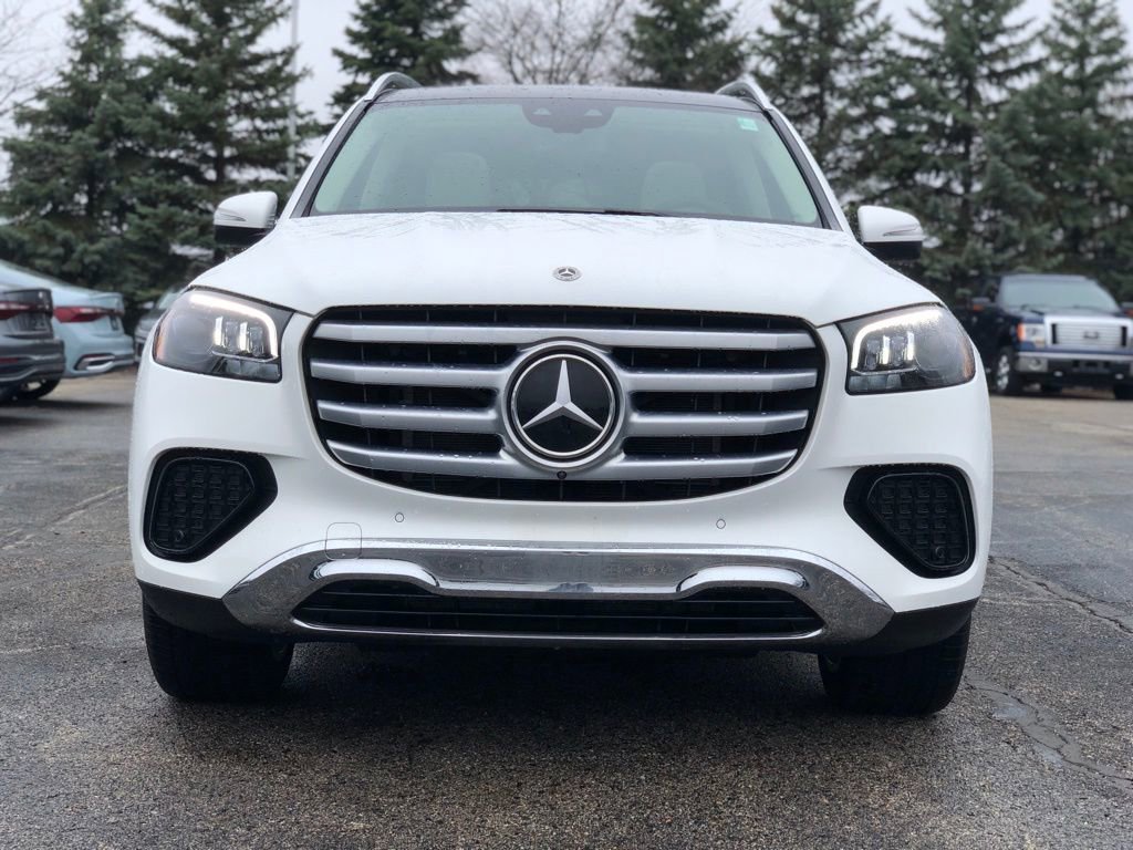 New 2026 Mercedes-Benz GLS 450 4MATIC image 2