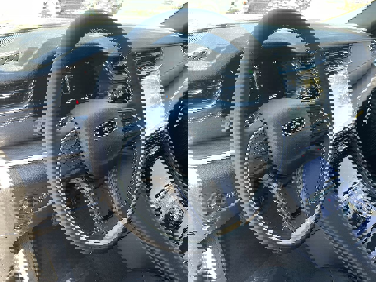 New 2025 Jeep Grand Cherokee Laredo X image 30