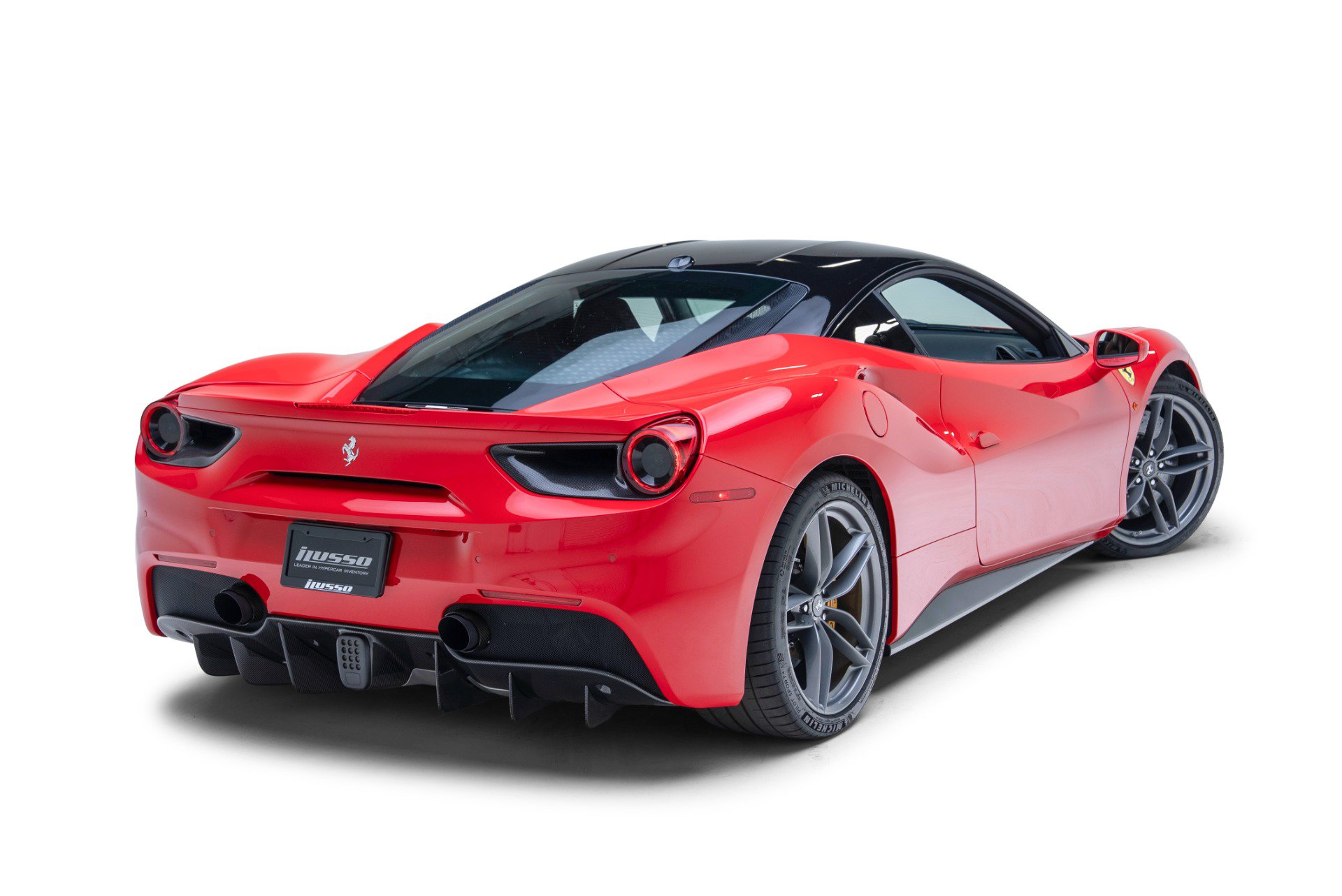 Used 2016 Ferrari 488 GTB RWD image 4