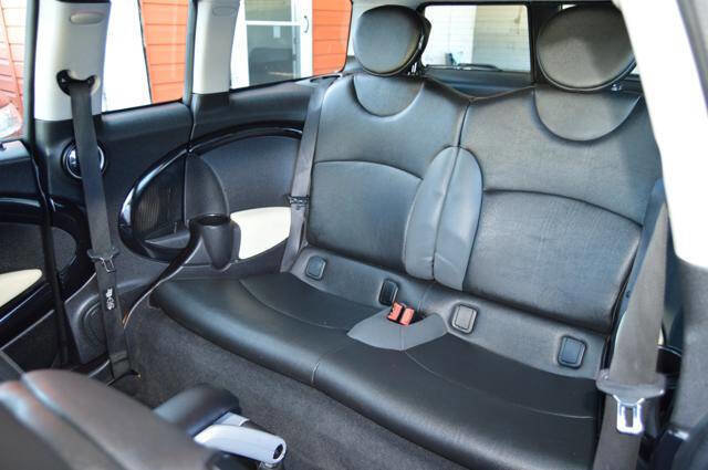Used 2009 MINI Cooper Clubman S image 15