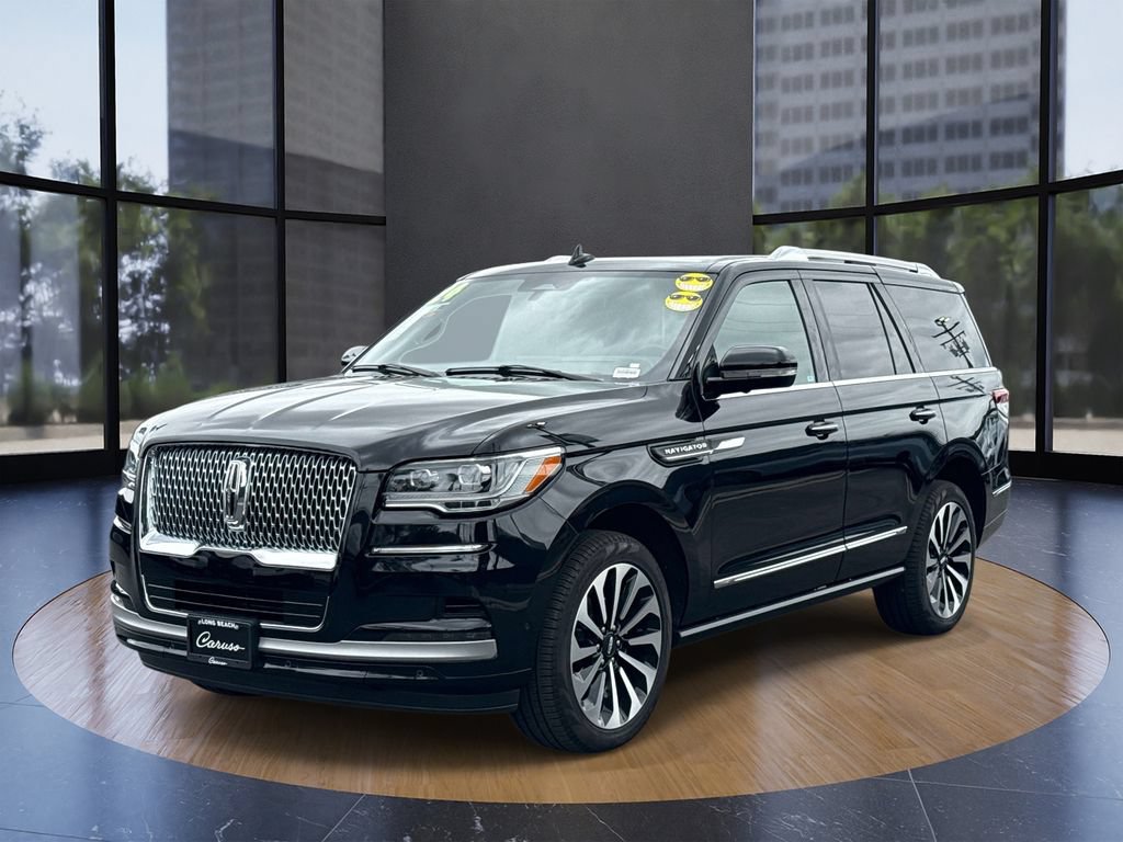Used 2024 Lincoln Navigator Reserve AWD/4WD image 7