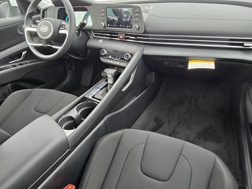 New 2026 Hyundai Elantra Hybrid FWD image 27