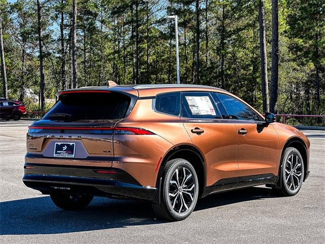 New 2025 Toyota Crown Signia XLE image 8