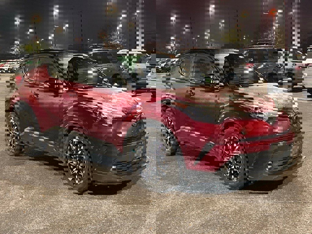 Used 2019 Toyota C-HR Limited image 3