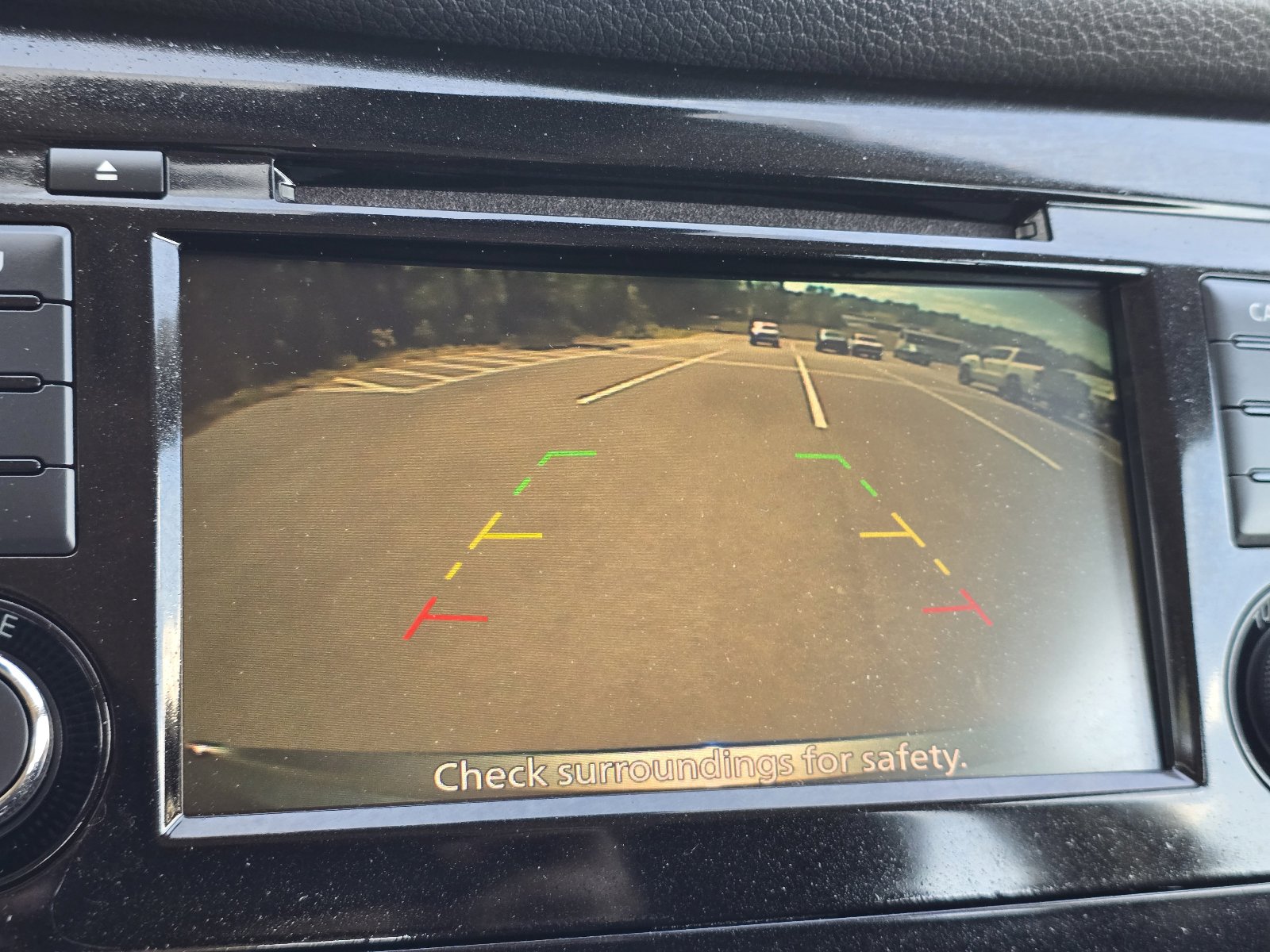 Used 2020 Nissan Rogue S FWD image 18