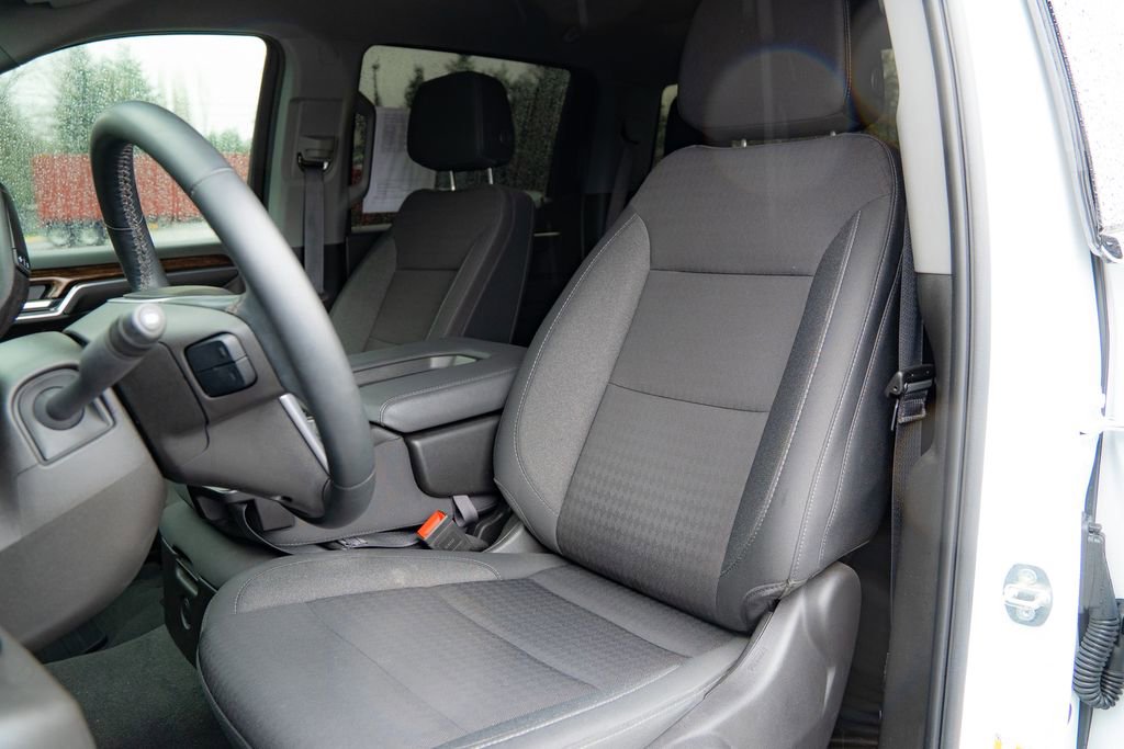 Used 2024 GMC Sierra 1500 Elevation image 11