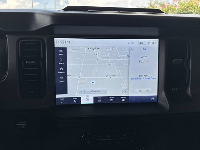 Certified 2022 Ford Bronco Outer Banks w/ Sasquatch Package AWD/4WD image 19